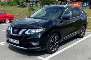 Внедорожник / Кроссовер Nissan Rogue 2018 в Ровно