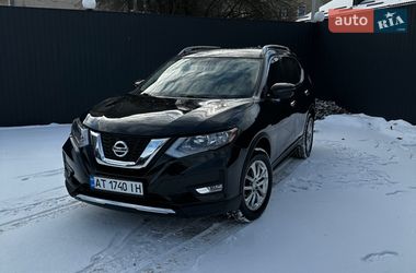 Внедорожник / Кроссовер Nissan Rogue 2017 в Ивано-Франковске