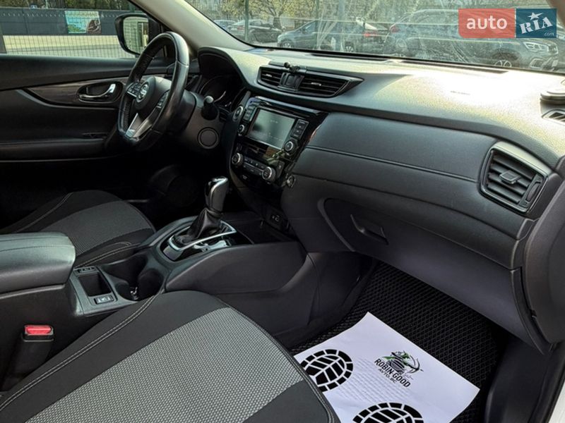 Внедорожник / Кроссовер Nissan Rogue 2018 в Белой Церкви