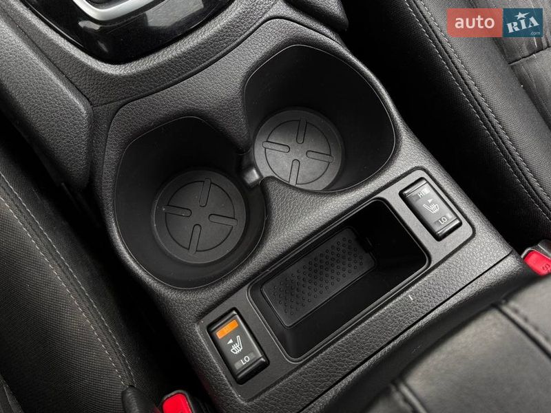 Внедорожник / Кроссовер Nissan Rogue 2019 в Киеве фото 24 Внедорожник / Кроссовер Nissan Rogue 2019 в Киеве