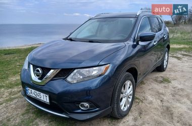 Внедорожник / Кроссовер Nissan Rogue 2016 в Черкассах