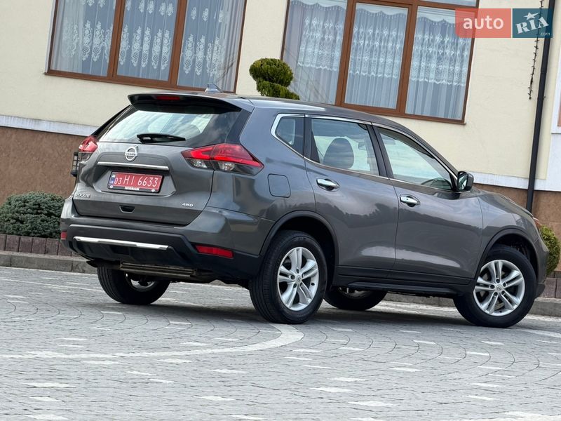 Внедорожник / Кроссовер Nissan Rogue 2017 в Дрогобыче