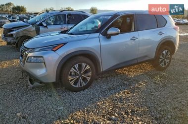 Внедорожник / Кроссовер Nissan Rogue 2023 в Львове