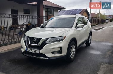 Позашляховик / Кросовер Nissan Rogue 2018 в Києві