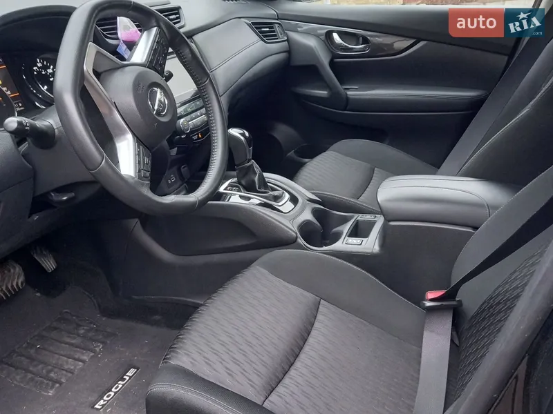 Nissan Rogue 2018