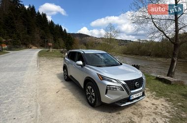 Внедорожник / Кроссовер Nissan Rogue 2023 в Львове