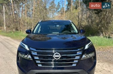 Внедорожник / Кроссовер Nissan Rogue 2024 в Киеве