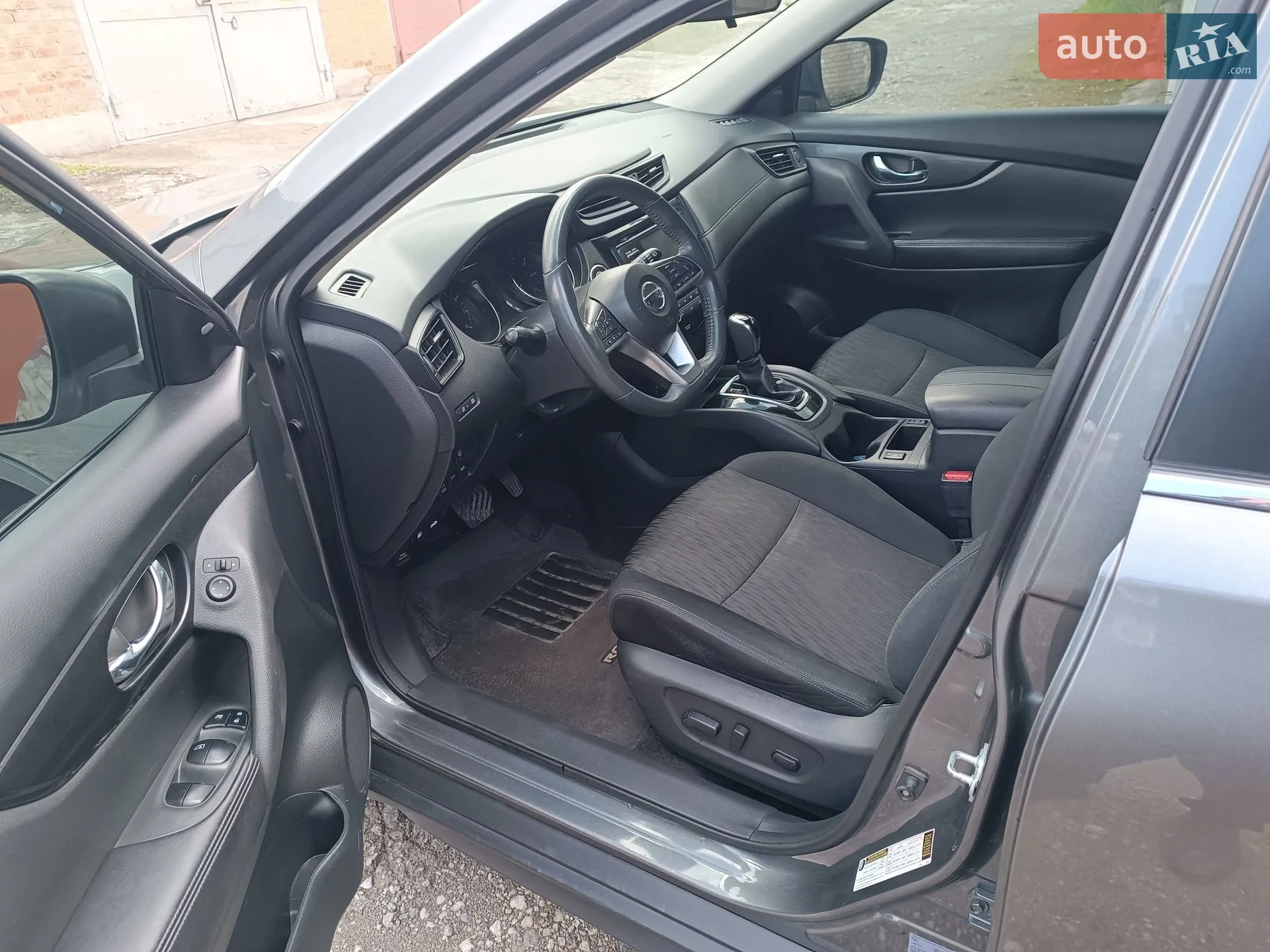 2017 Nissan Rogue - мініатюра 11