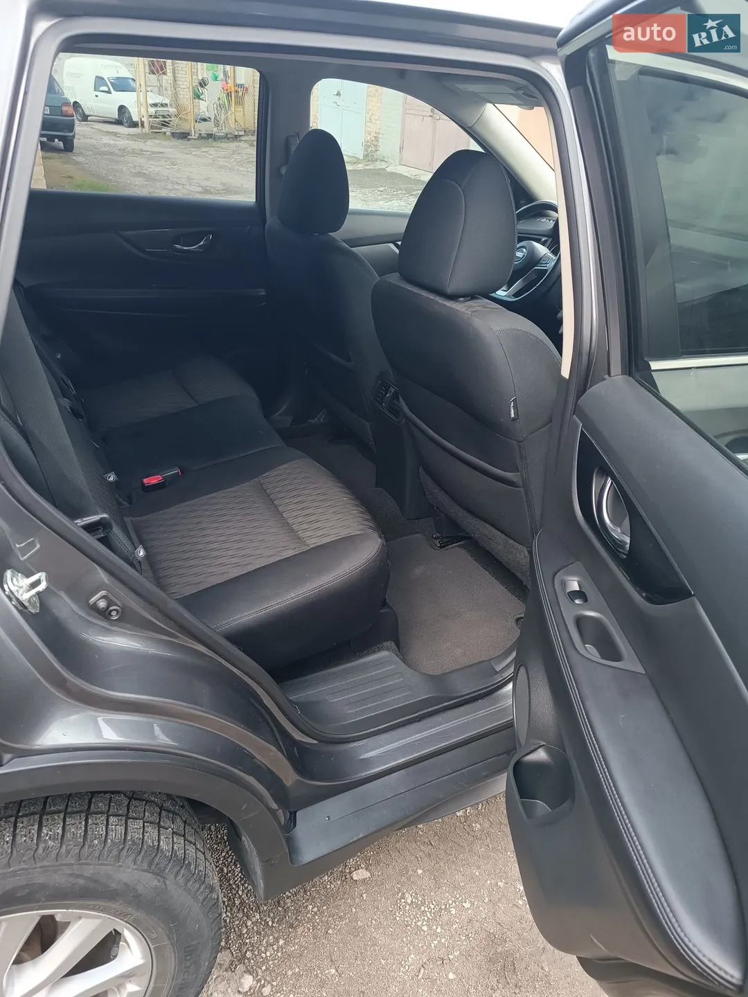 2017 Nissan Rogue - мініатюра 9