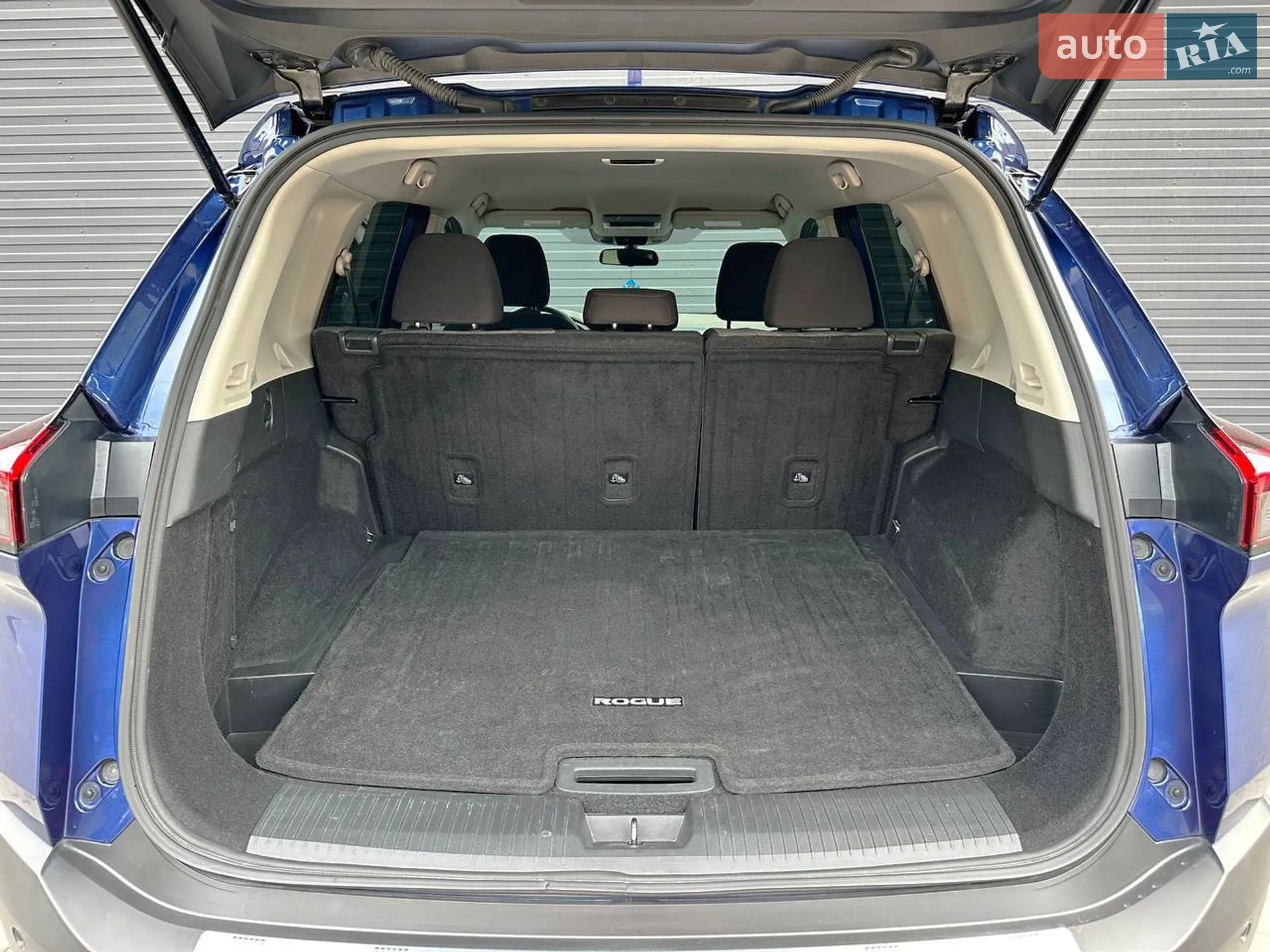 2021 Nissan Rogue - мініатюра 8