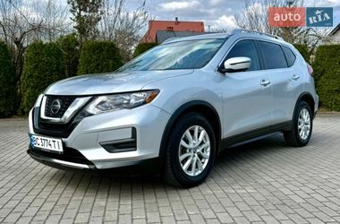 Внедорожник / Кроссовер Nissan Rogue 2018 в Львове
