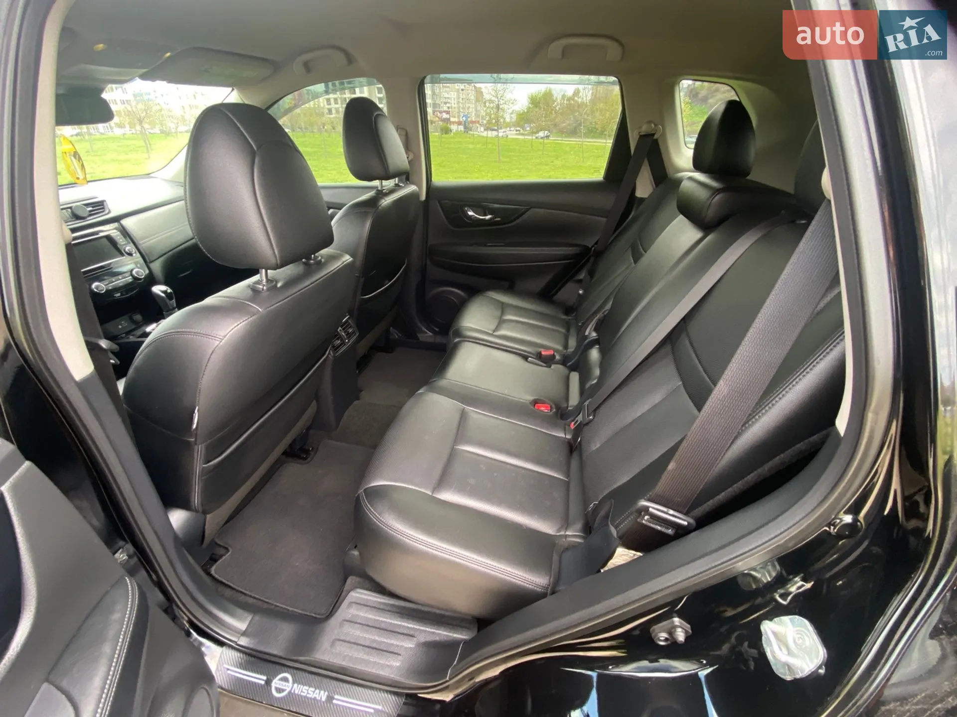 2019 Nissan Rogue - мініатюра 15