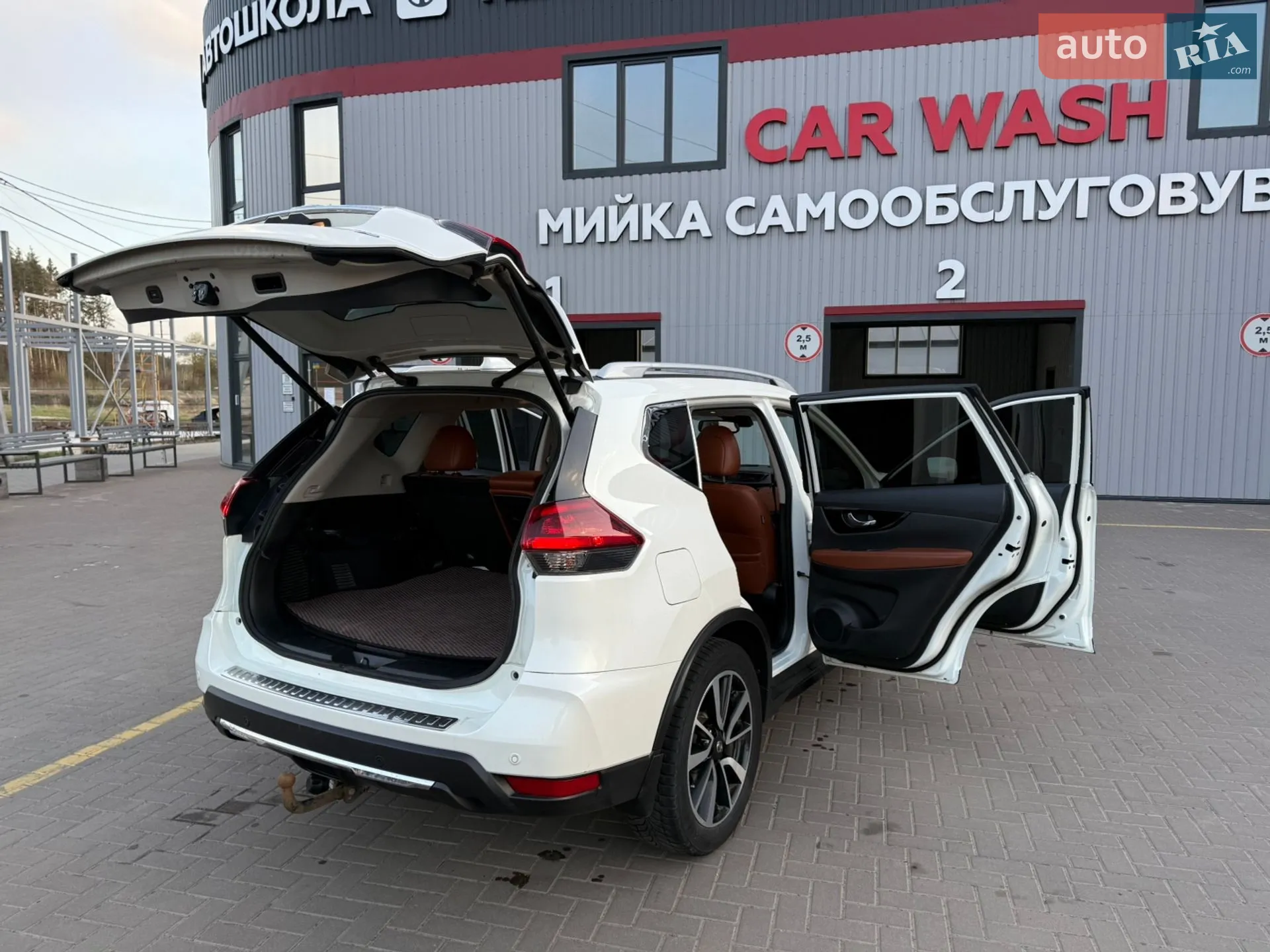 2019 Nissan Rogue - мініатюра 17