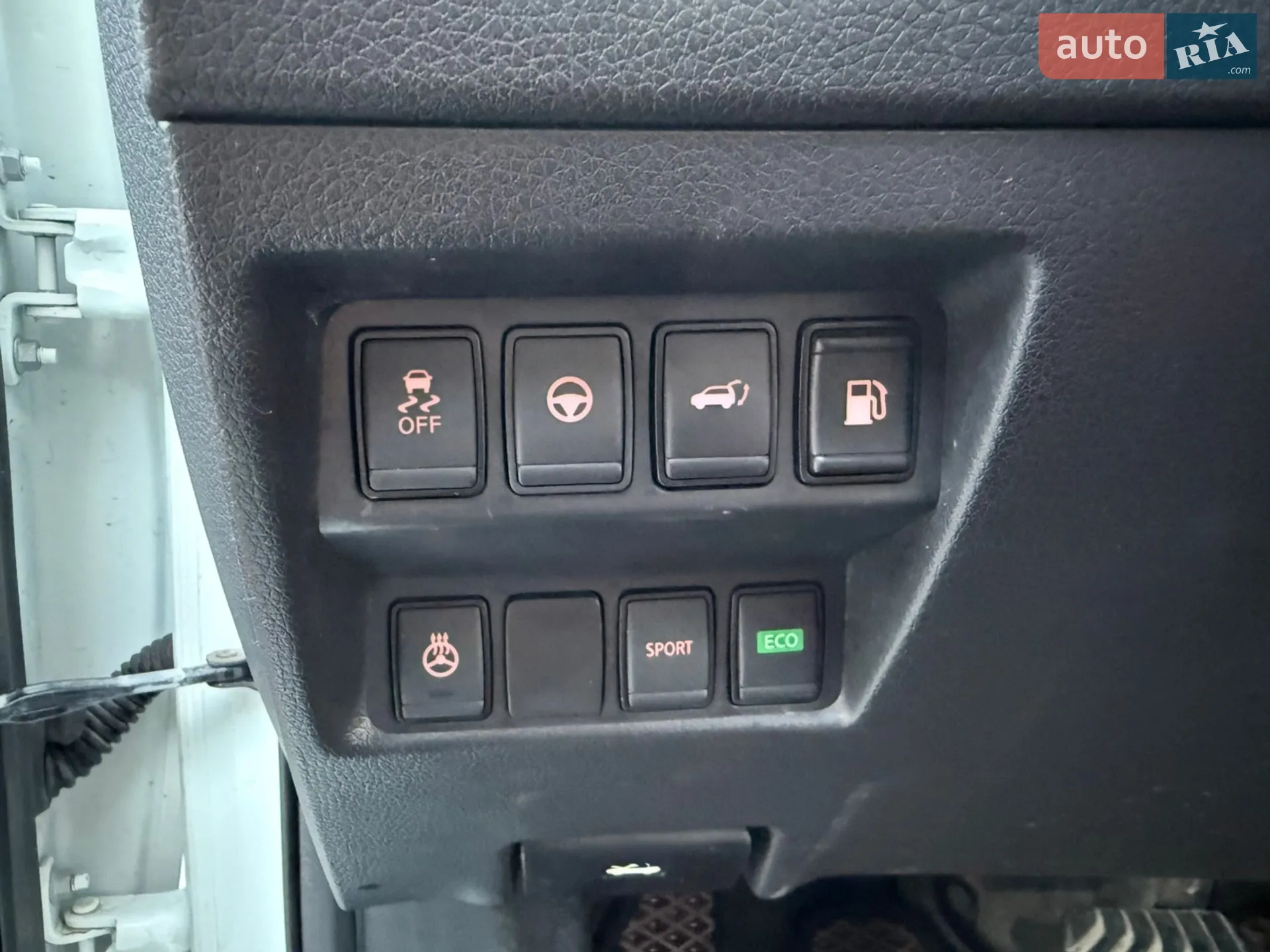 2019 Nissan Rogue - мініатюра 28