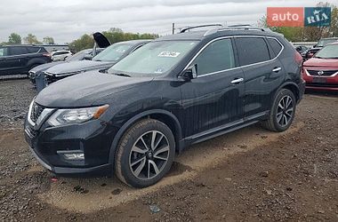 Внедорожник / Кроссовер Nissan Rogue 2019 в Львове