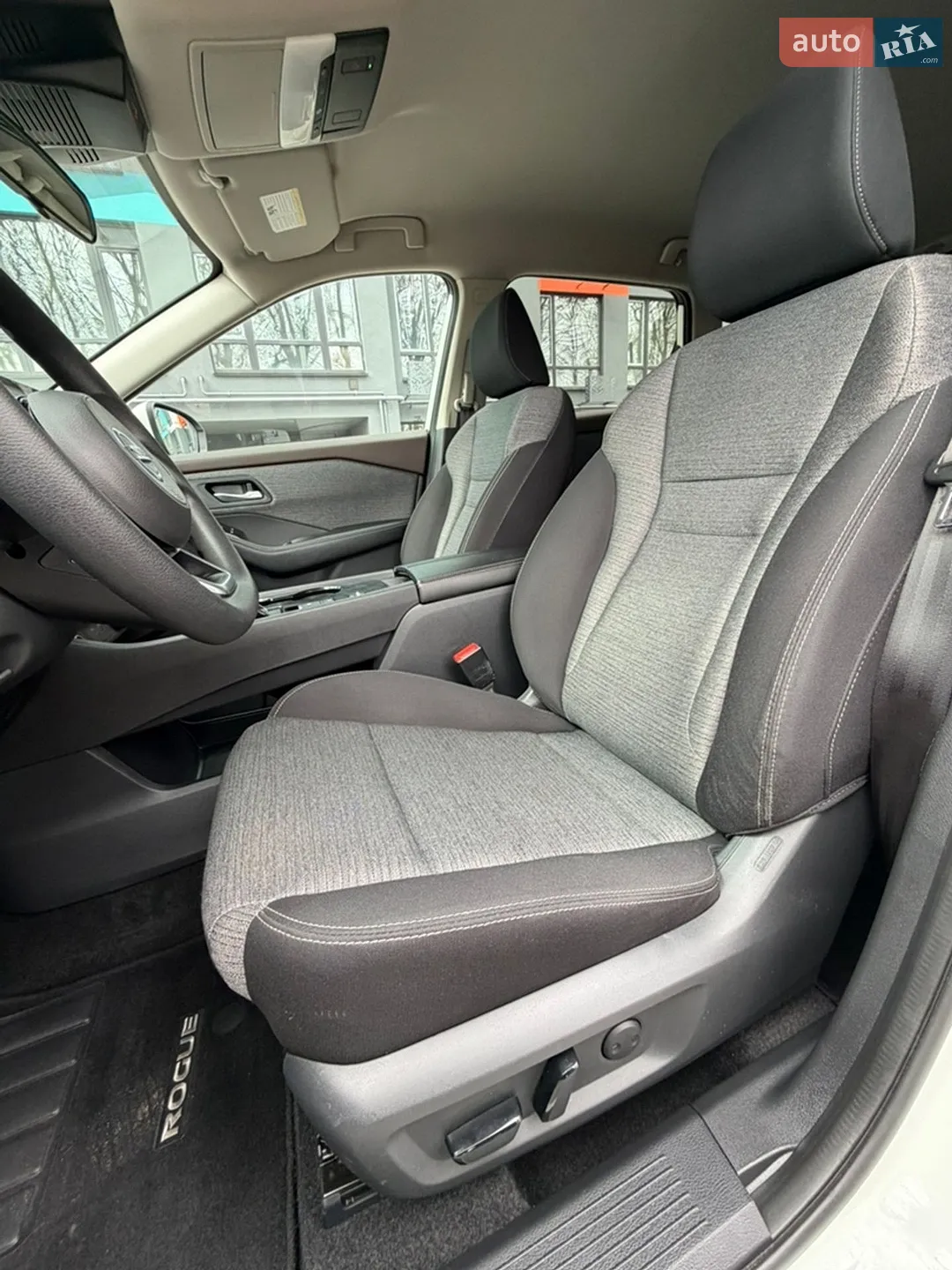 2021 Nissan Rogue - мініатюра 14