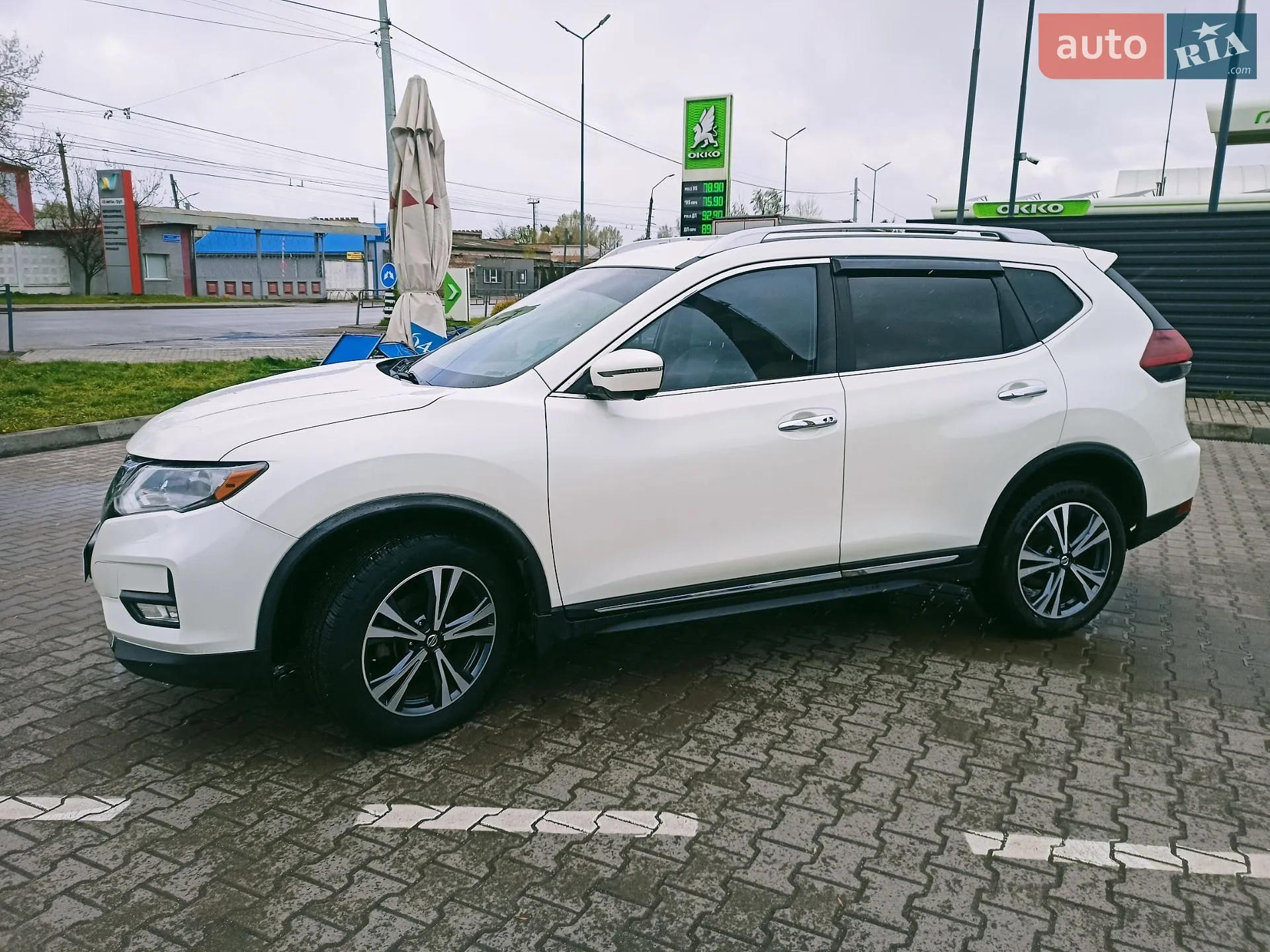 2017 Nissan Rogue - мініатюра 12