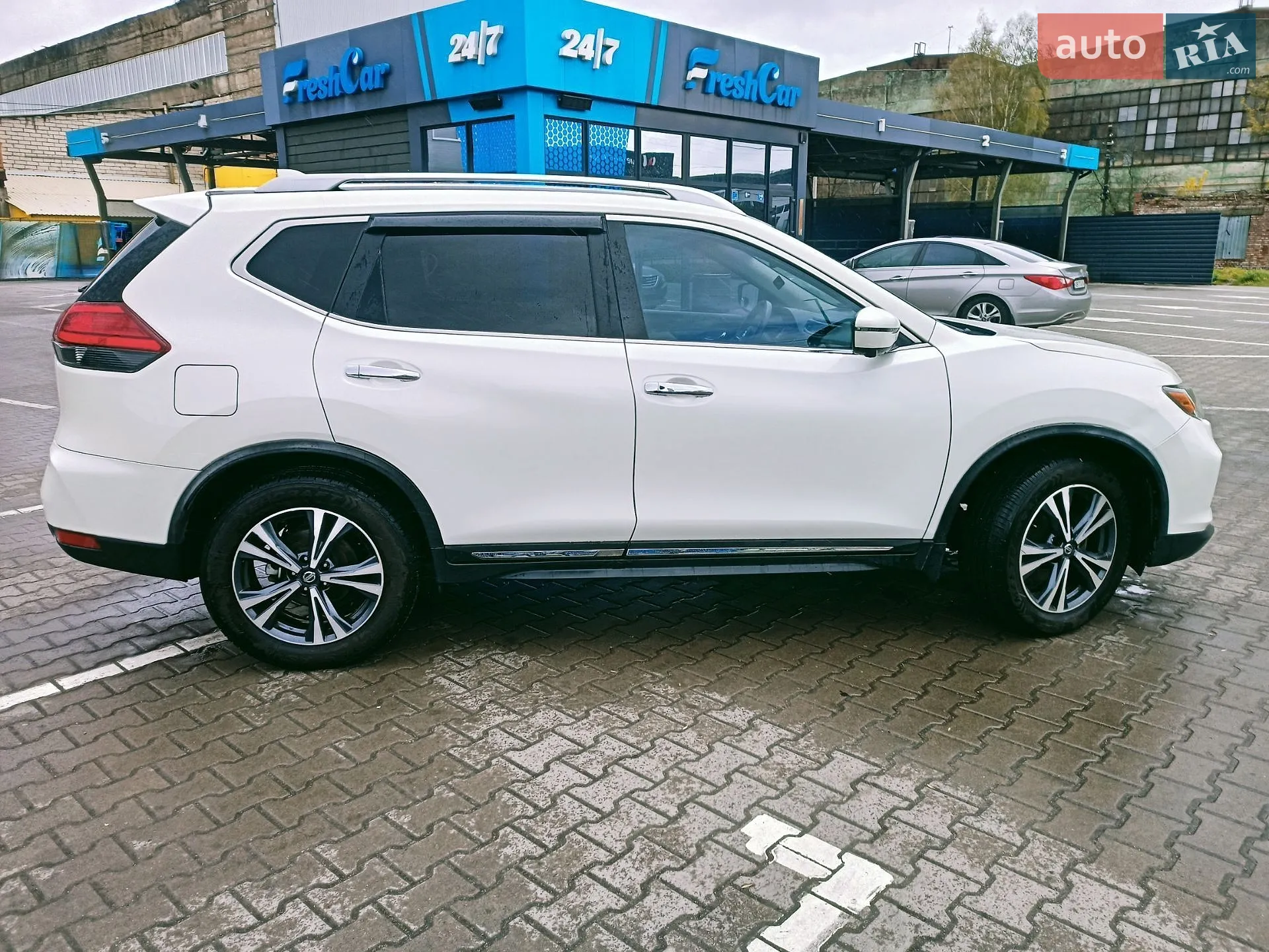 2017 Nissan Rogue - мініатюра 21
