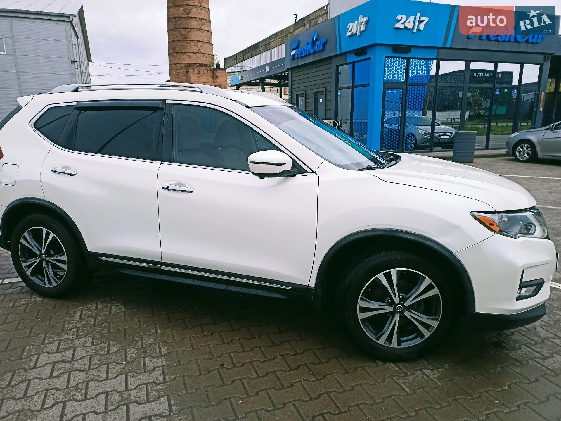 2017 Nissan Rogue - мініатюра 22