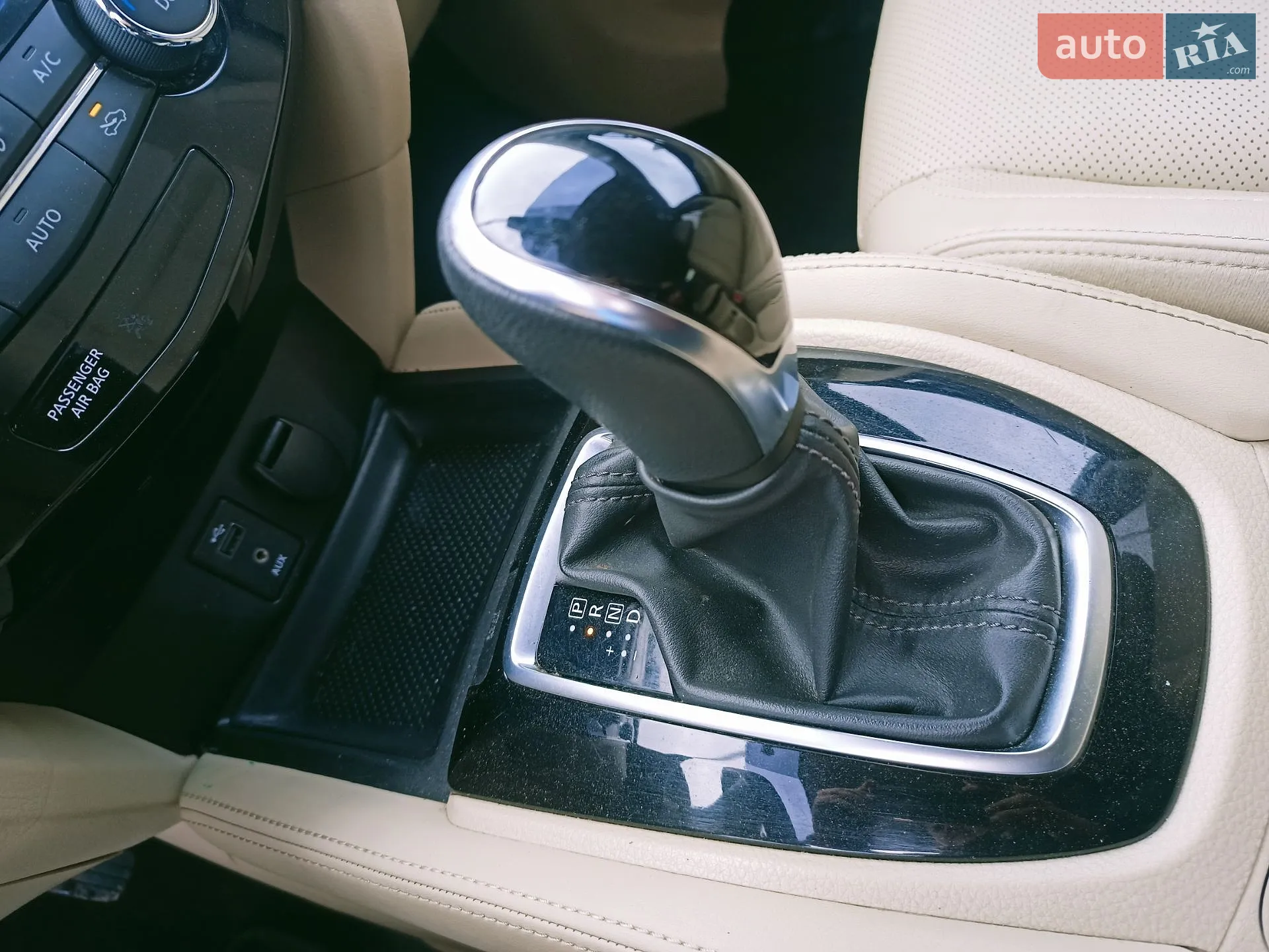 2017 Nissan Rogue - мініатюра 37