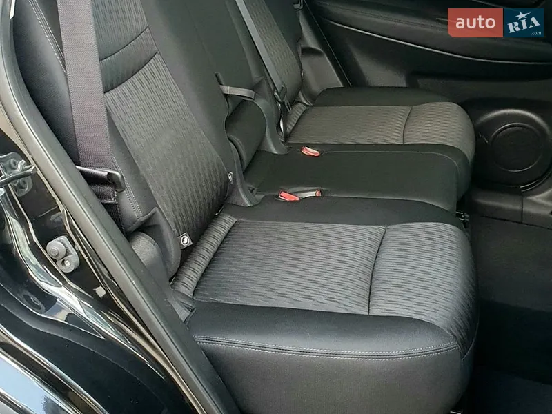 Nissan Rogue 2019 VIN KNMAT2MT7KP543903 фото оголошення 39 з 104