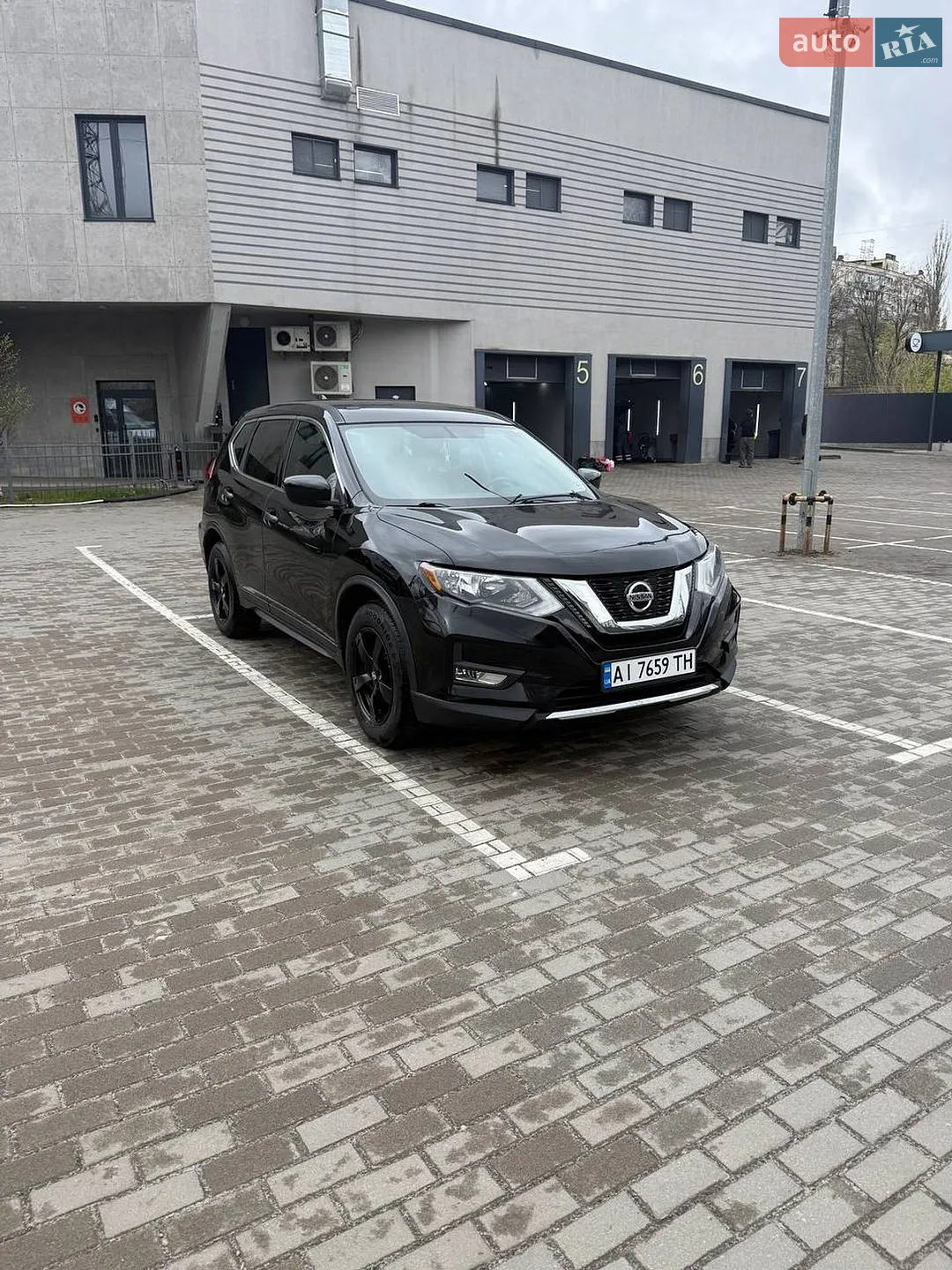 2018 Nissan Rogue - фото 1