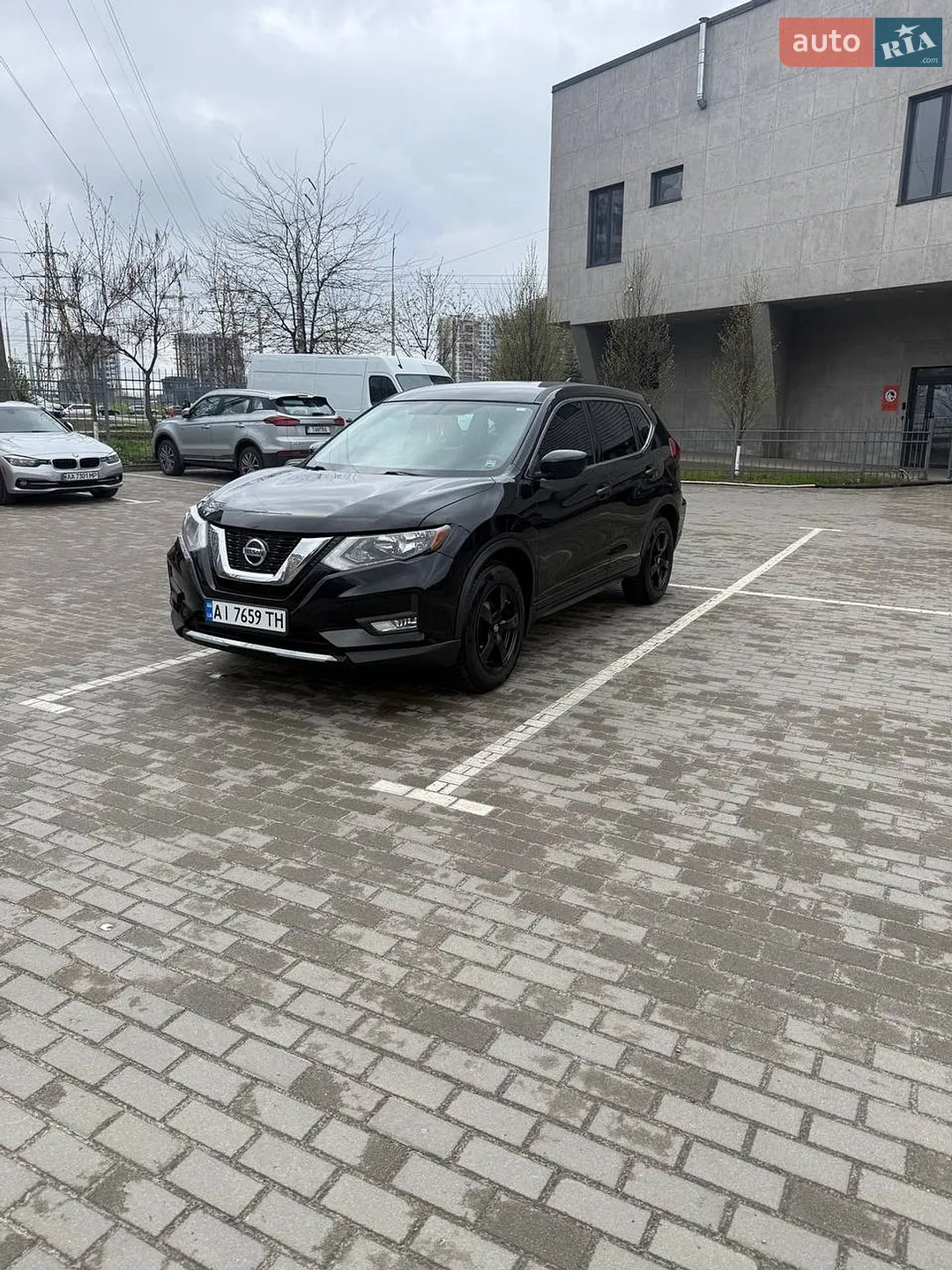 2018 Nissan Rogue - мініатюра 2