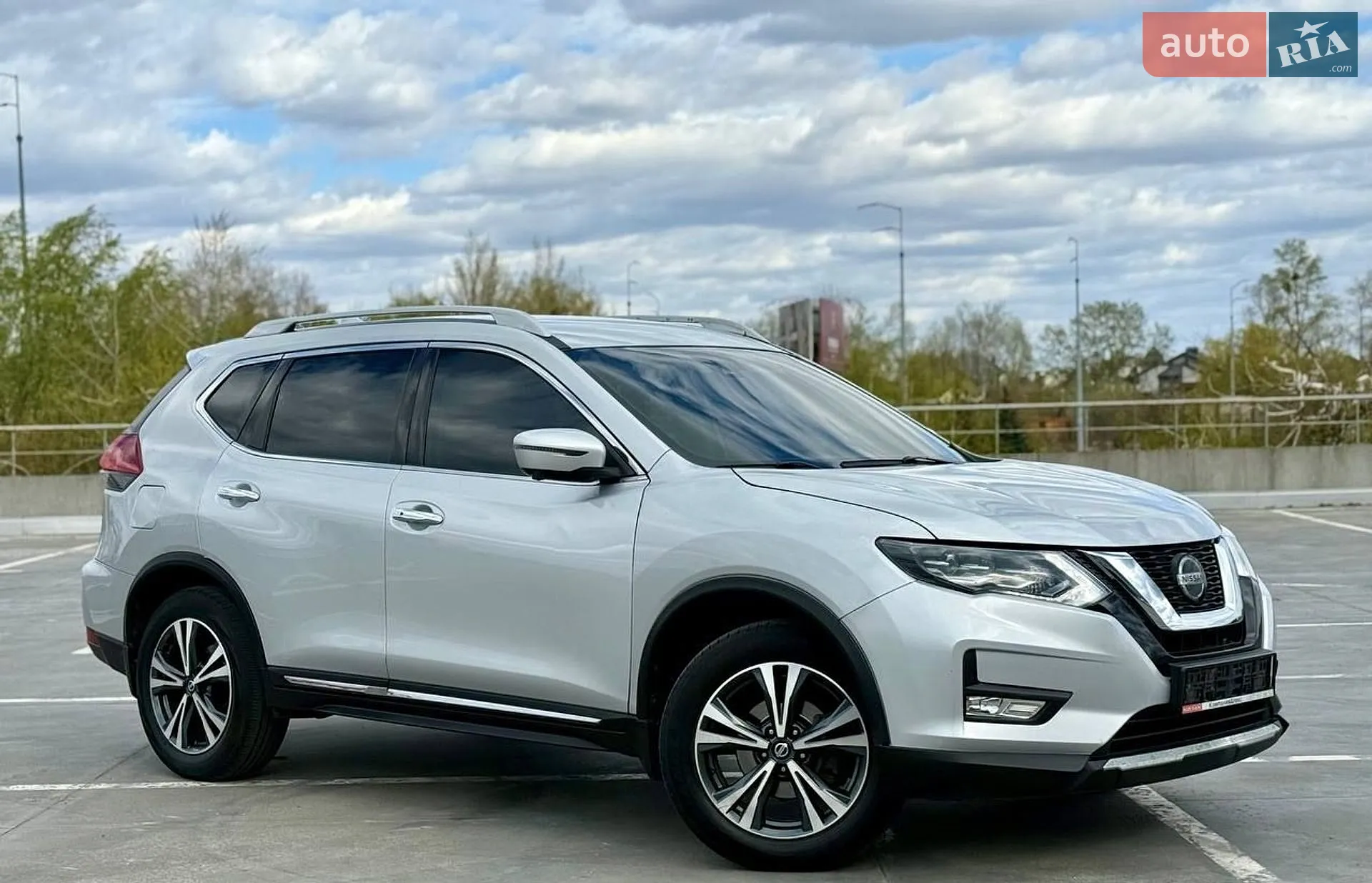 2017 Nissan Rogue - мініатюра 3
