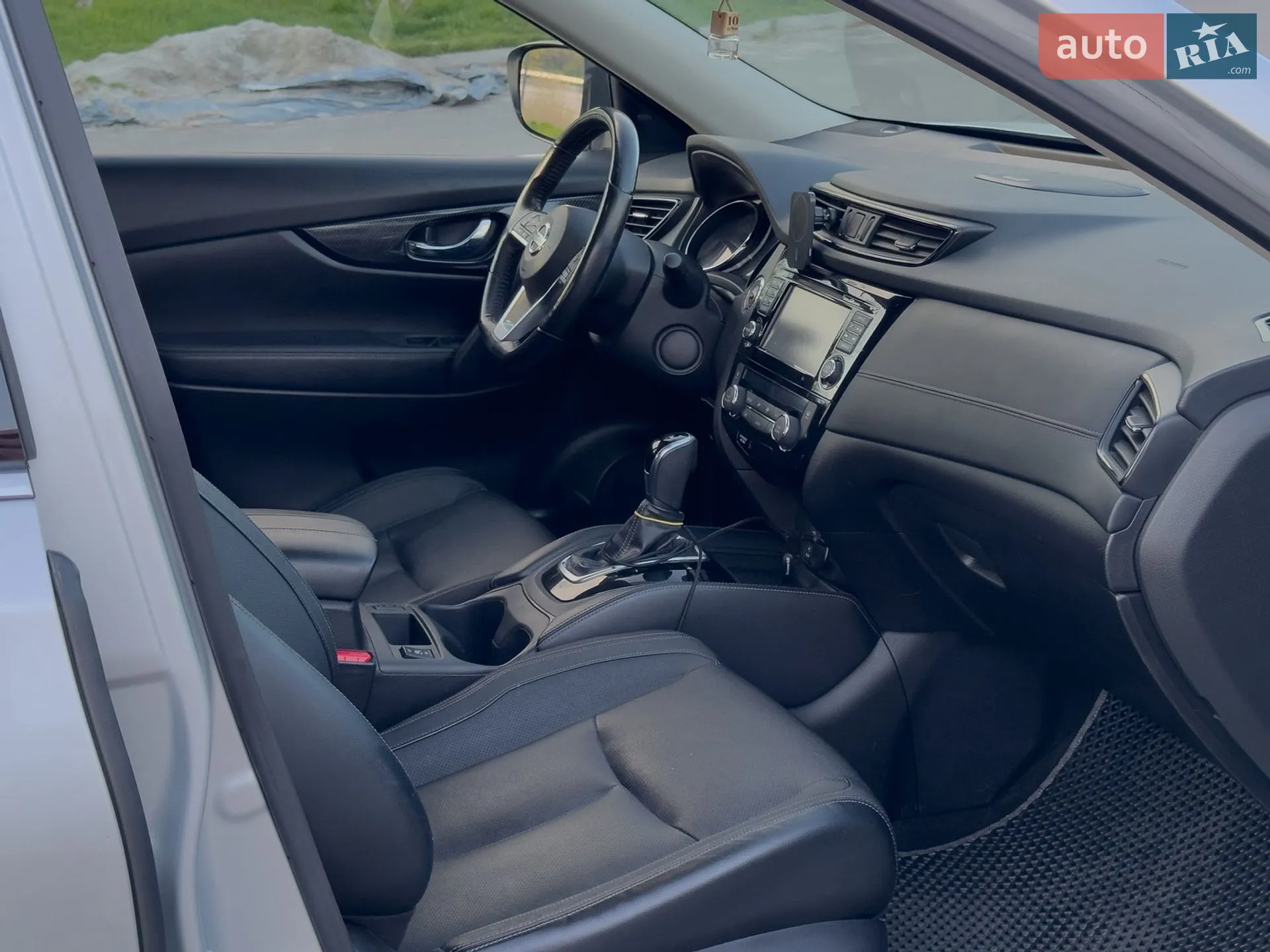 2017 Nissan Rogue - мініатюра 18