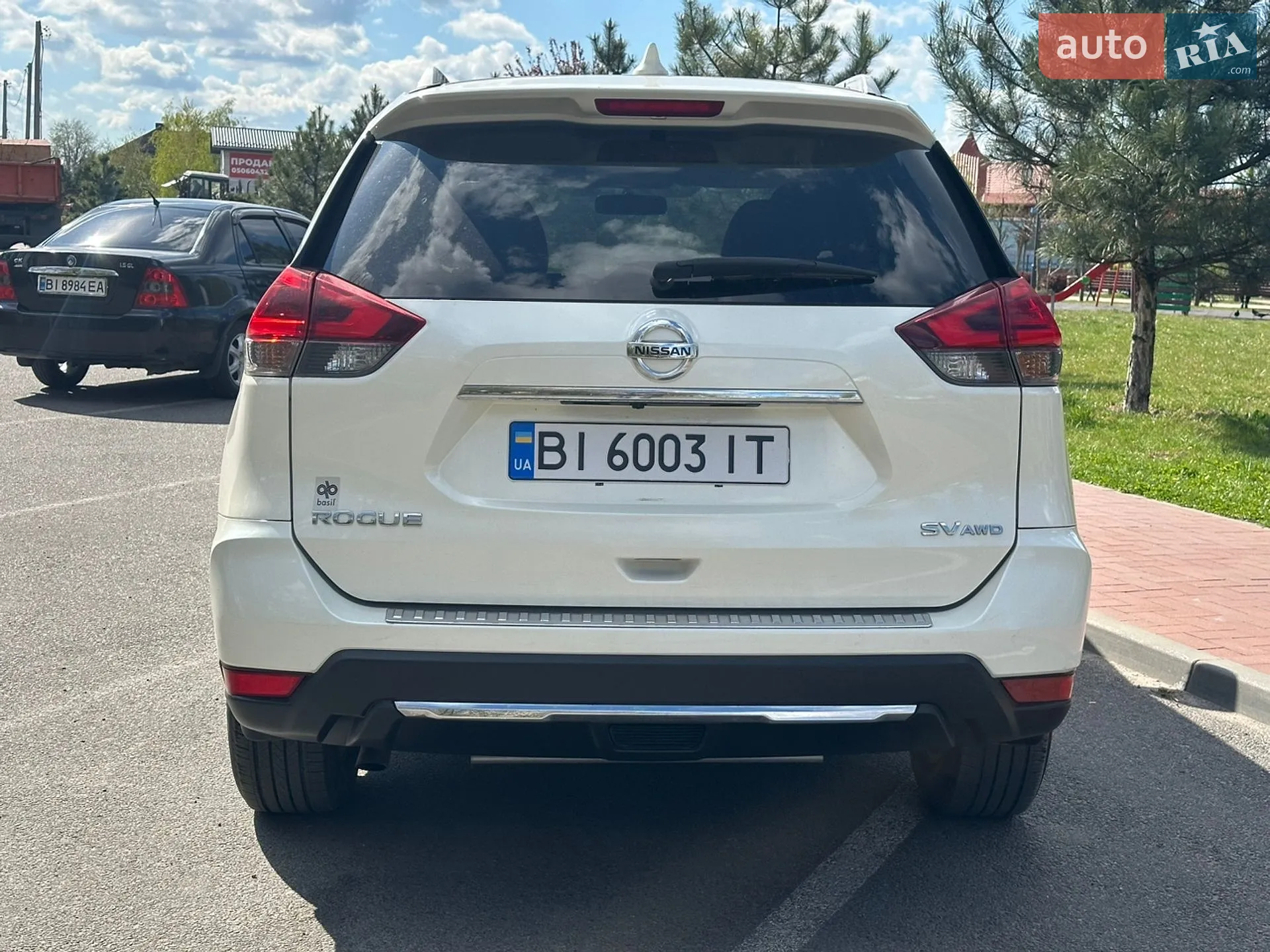 2017 Nissan Rogue - мініатюра 9
