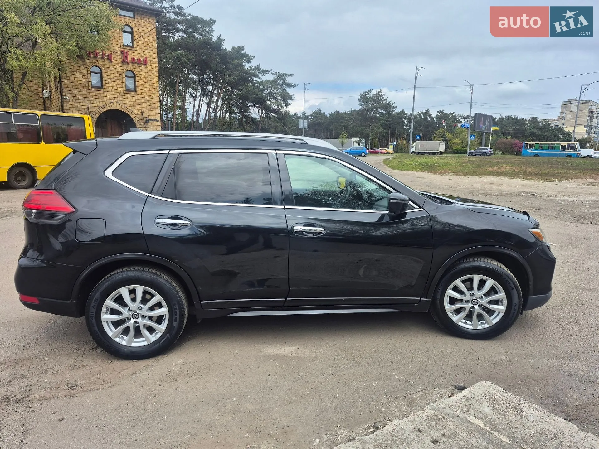 2017 Nissan Rogue - мініатюра 8