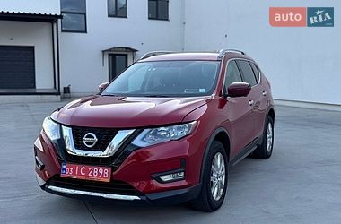 Позашляховик / Кросовер Nissan Rogue 2017 в Луцьку