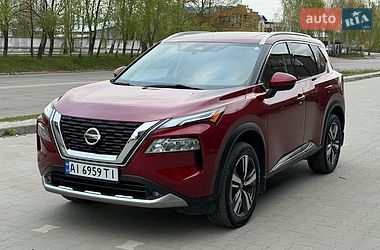 Позашляховик / Кросовер Nissan Rogue 2021 в Києві