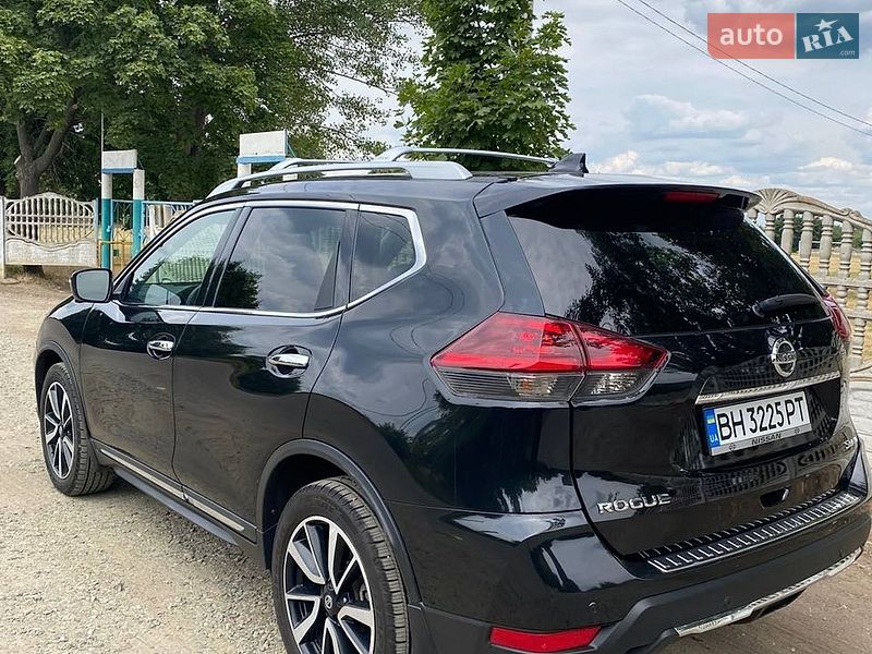 Внедорожник / Кроссовер Nissan Rogue 2019 в Киеве