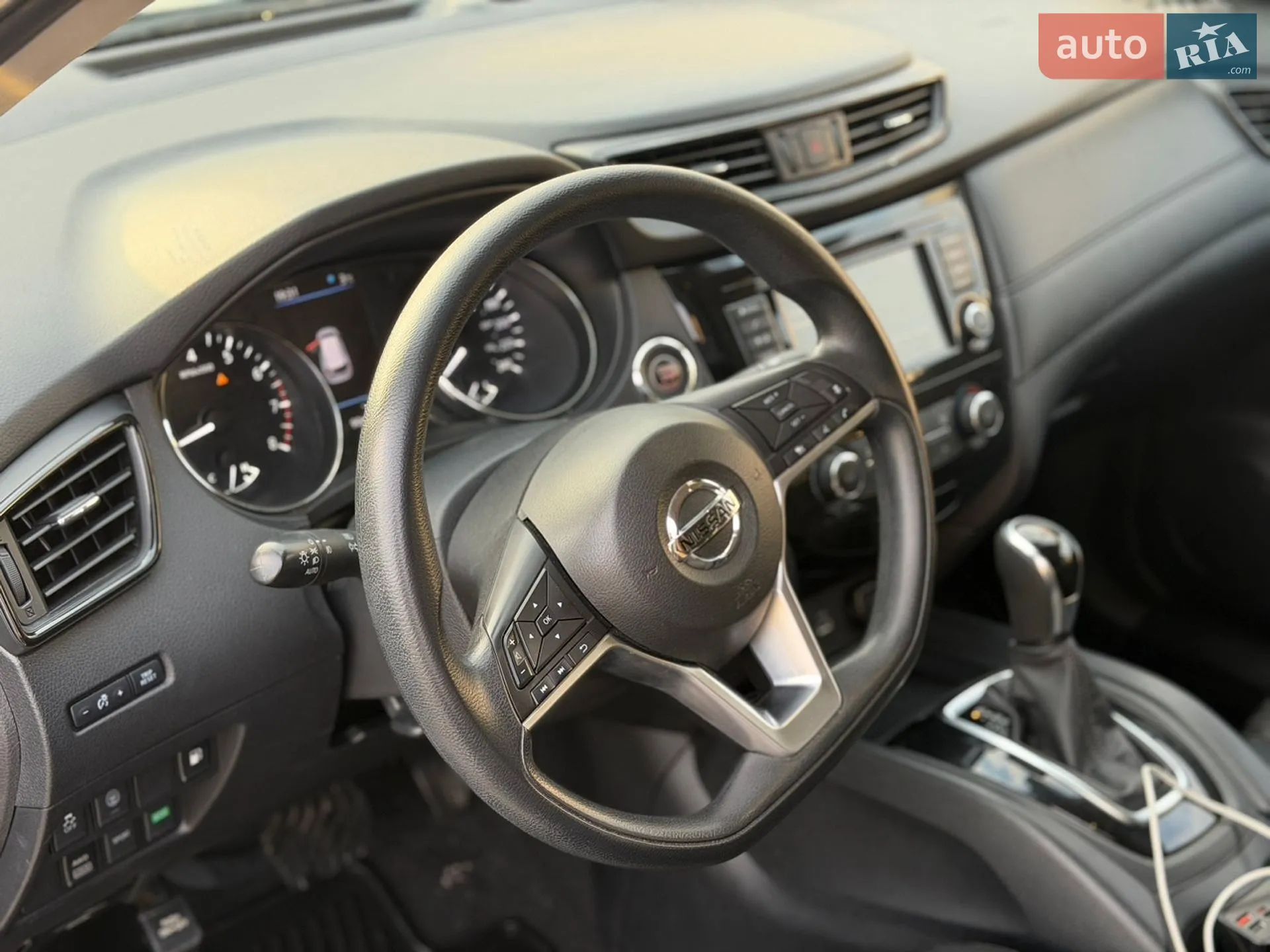 2018 Nissan Rogue - мініатюра 11