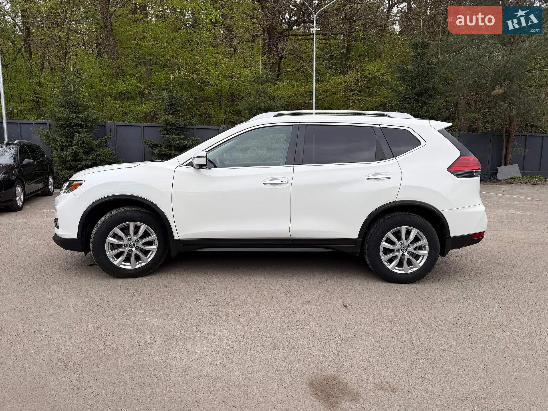 2017 Nissan Rogue - мініатюра 8