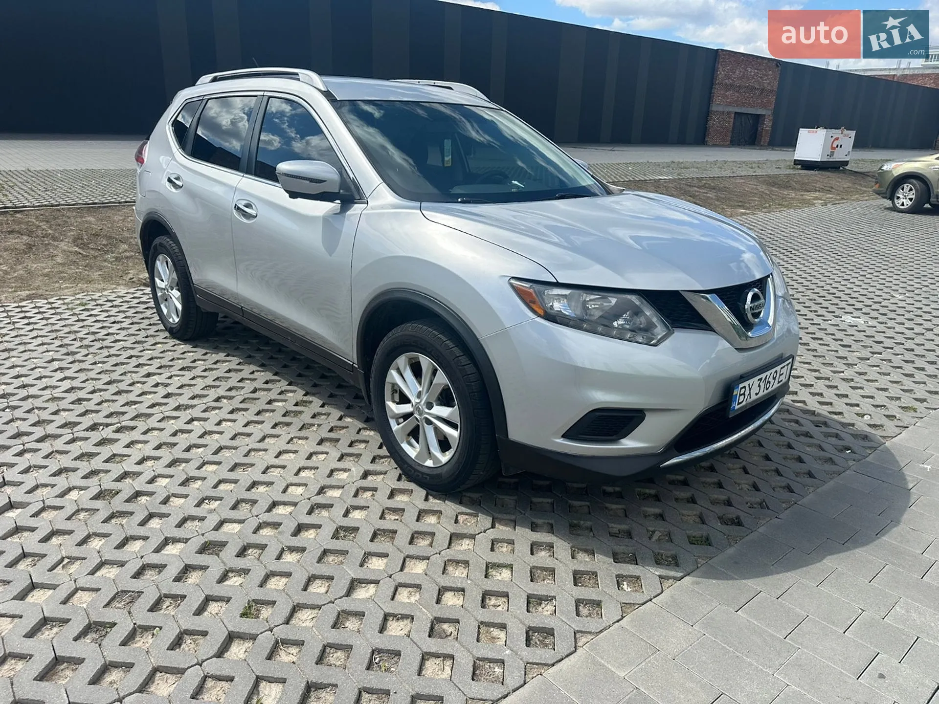 2016 Nissan Rogue - мініатюра 3