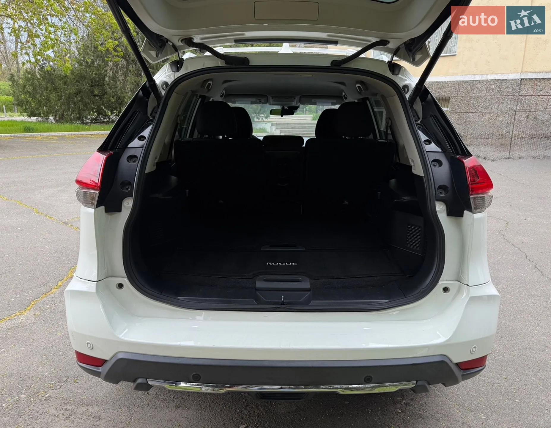 2019 Nissan Rogue - мініатюра 28