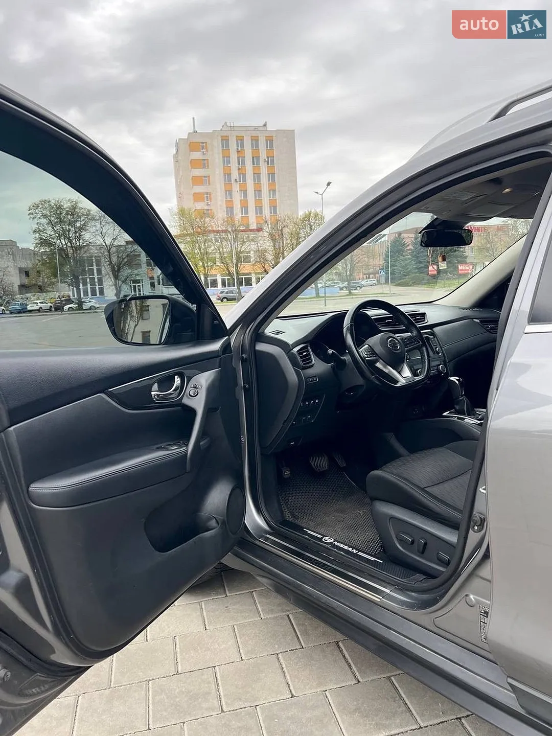 2018 Nissan Rogue - мініатюра 8