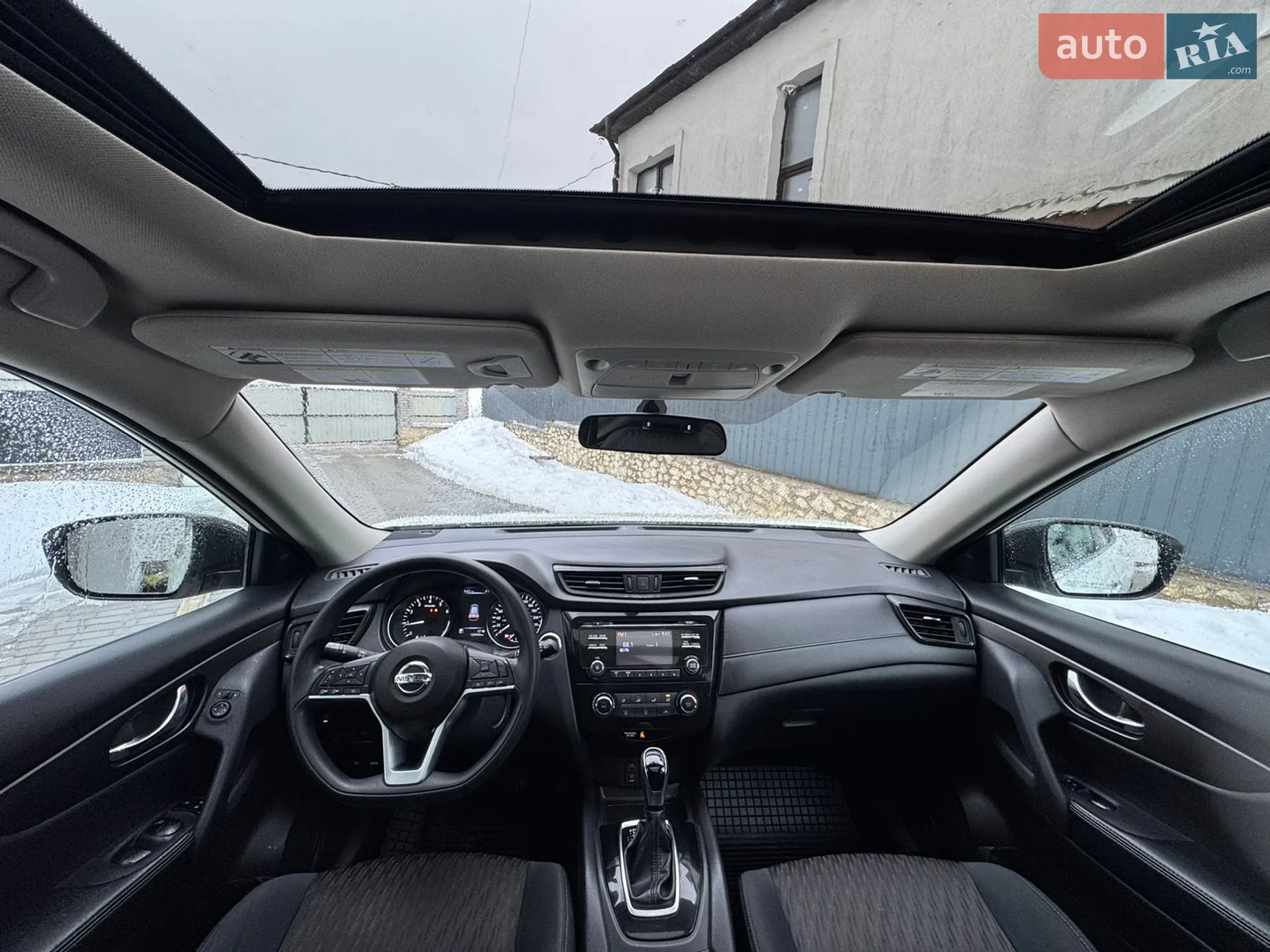 2017 Nissan Rogue - мініатюра 14