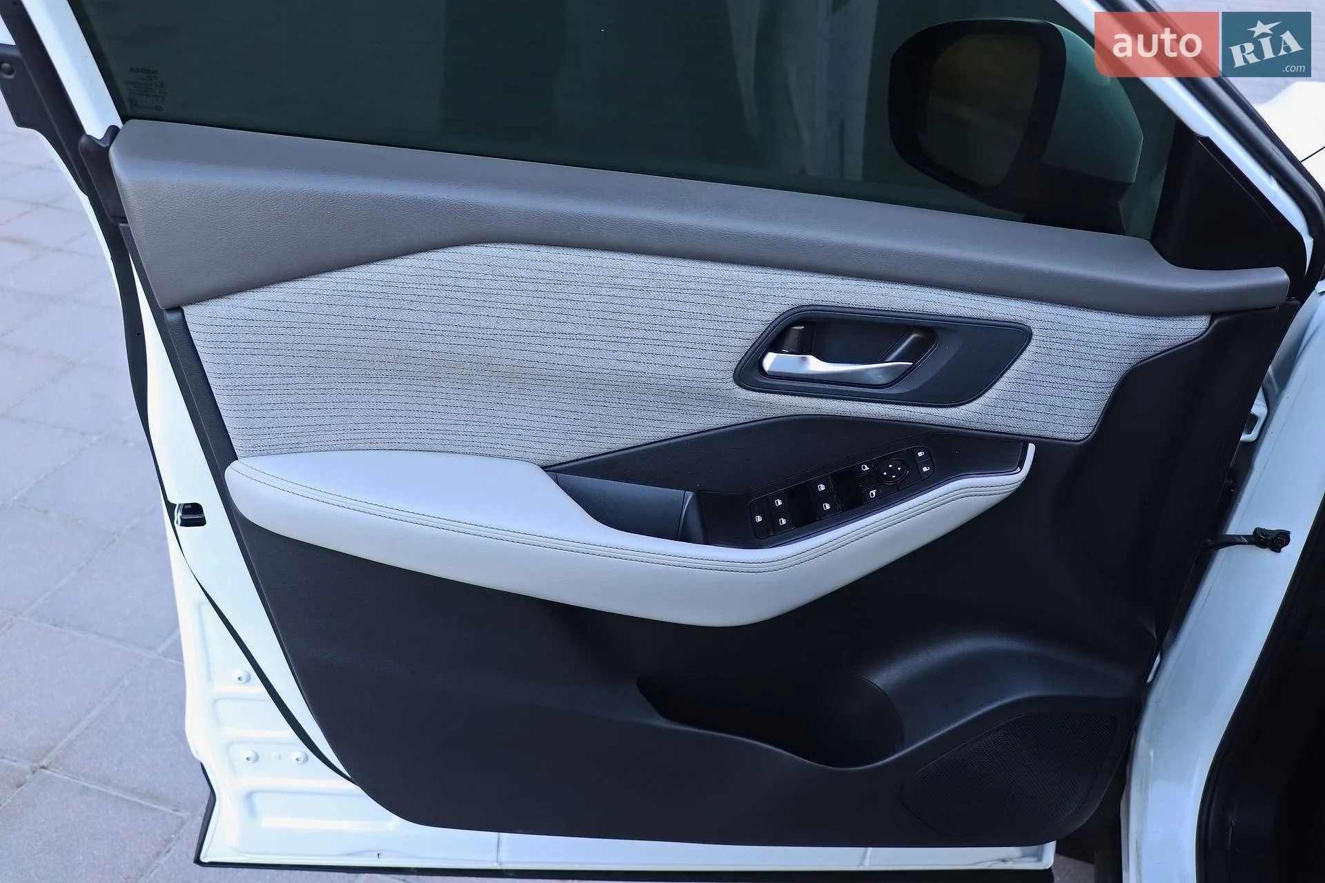 2021 Nissan Rogue - мініатюра 14