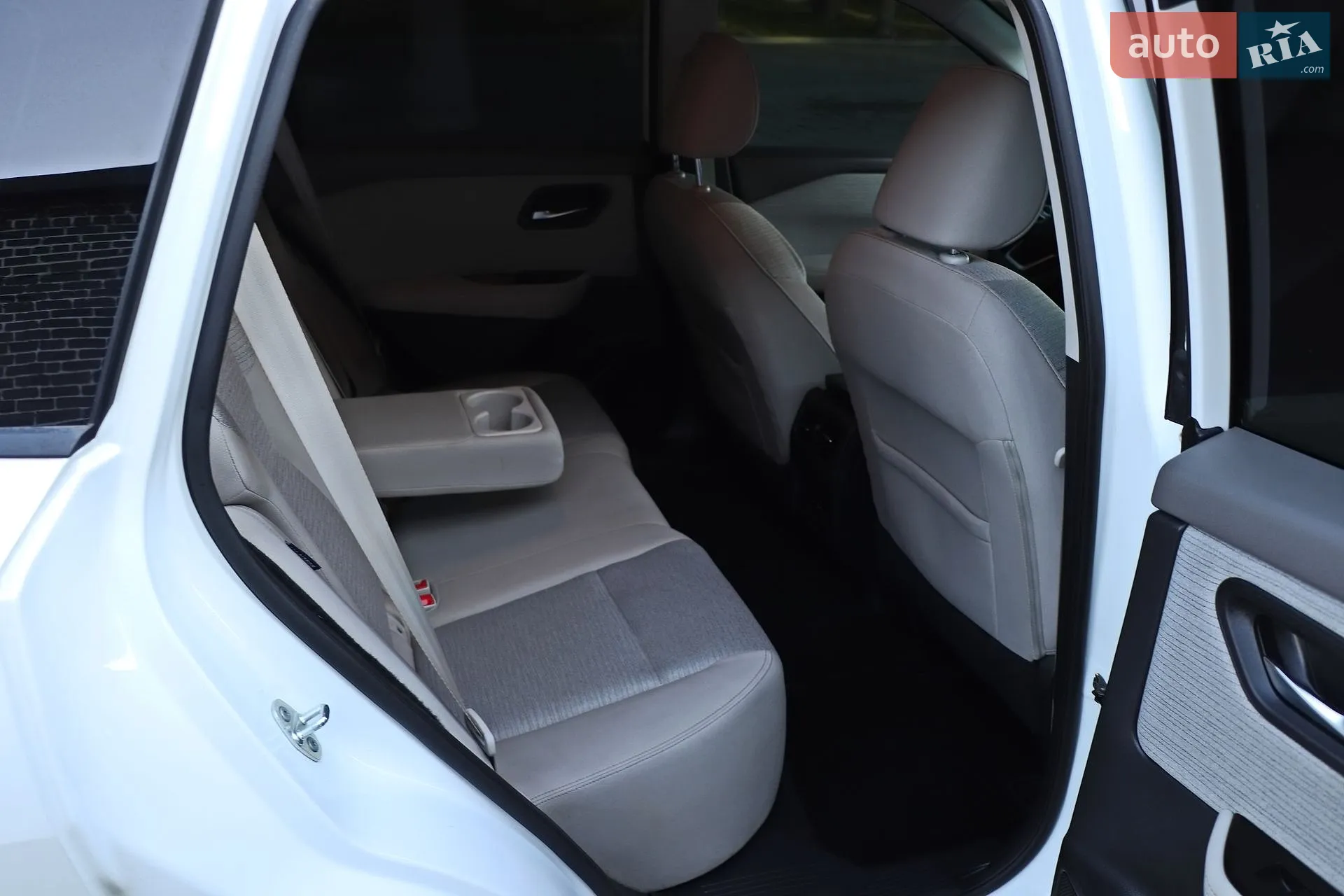 2021 Nissan Rogue - мініатюра 20