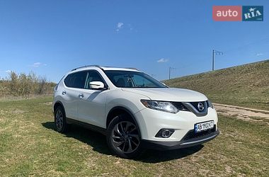 Внедорожник / Кроссовер Nissan Rogue 2016 в Виннице