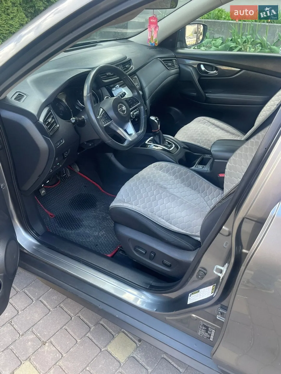 2017 Nissan Rogue - мініатюра 15