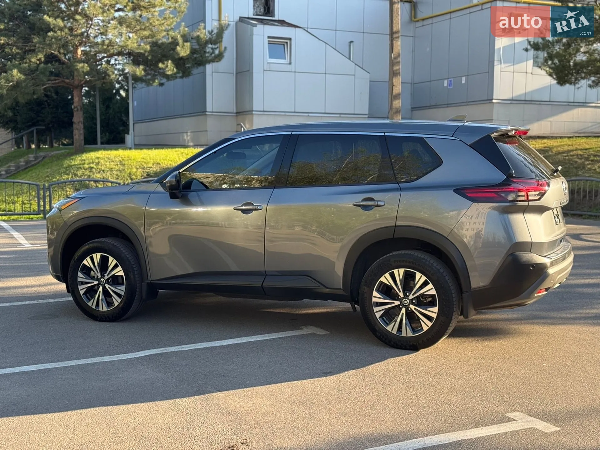 2021 Nissan Rogue - мініатюра 5