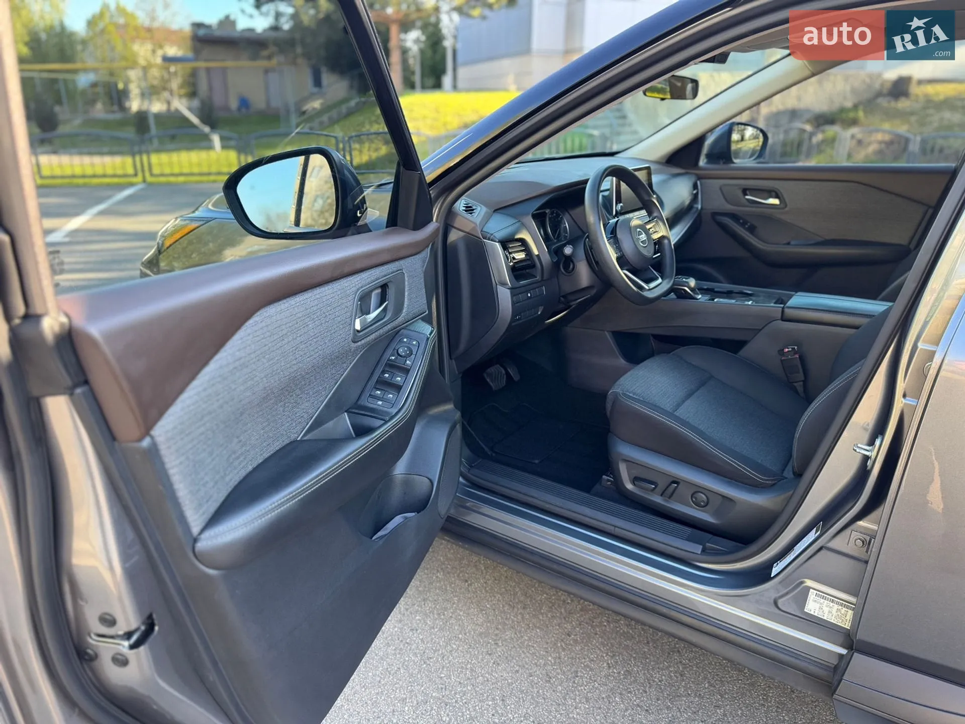 2021 Nissan Rogue - мініатюра 25