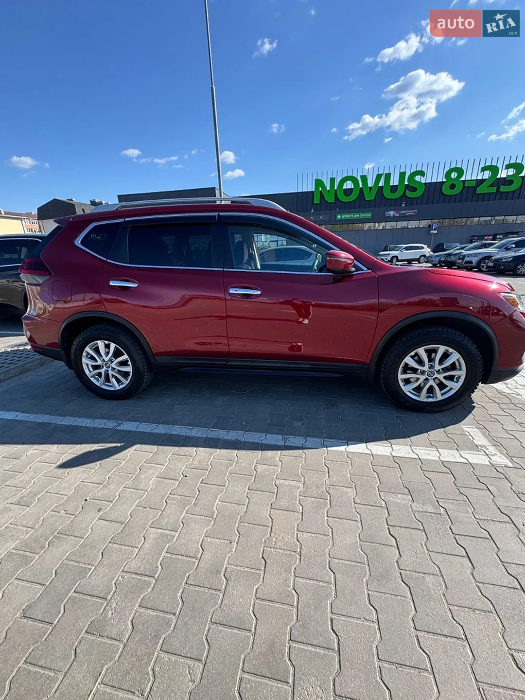 2018 Nissan Rogue - мініатюра 3