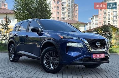 Позашляховик / Кросовер Nissan Rogue 2024 в Києві