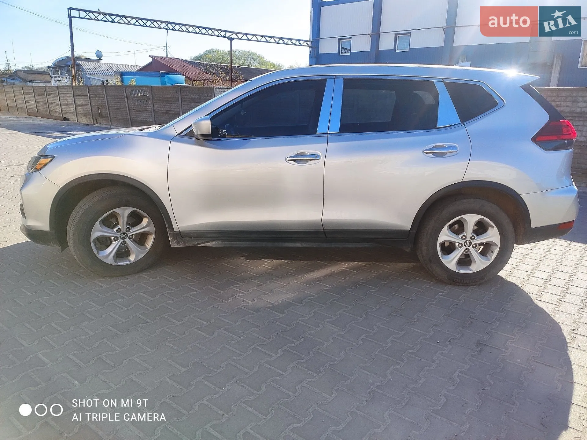 2016 Nissan Rogue - мініатюра 3