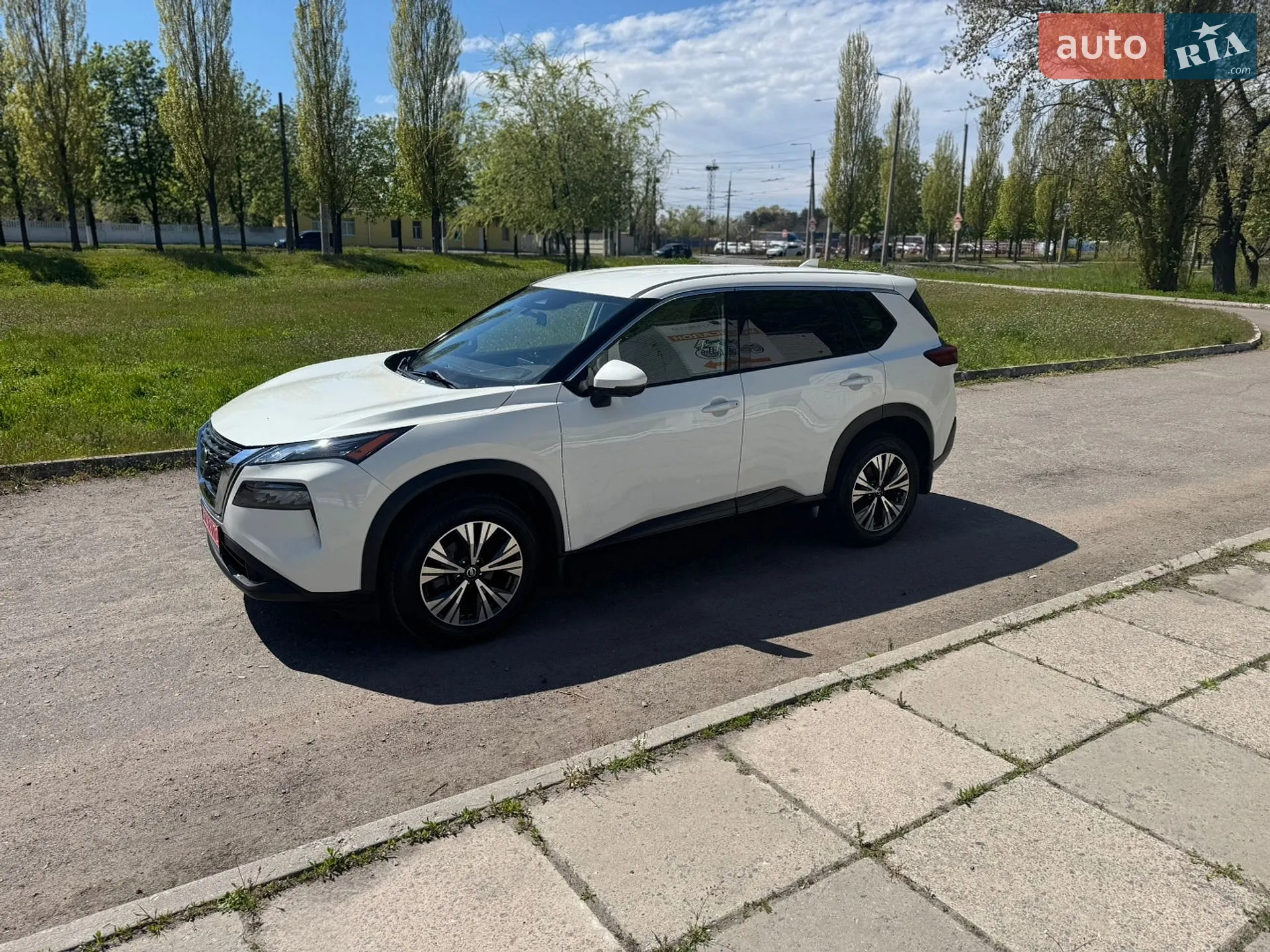 2020 Nissan Rogue - мініатюра 11